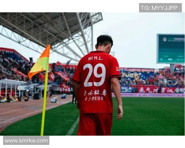 陕西足球夏季盛典热情开启球迷齐聚共庆足球文化盛宴